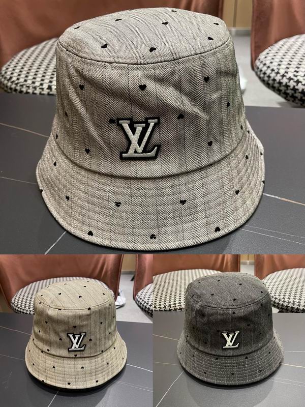 LV hat 012406
